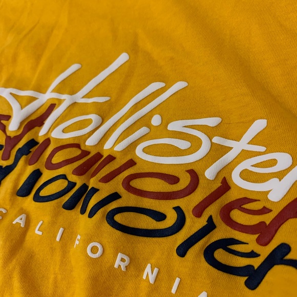 hollister yellow graphic cropped tee - Picture 3 of 4